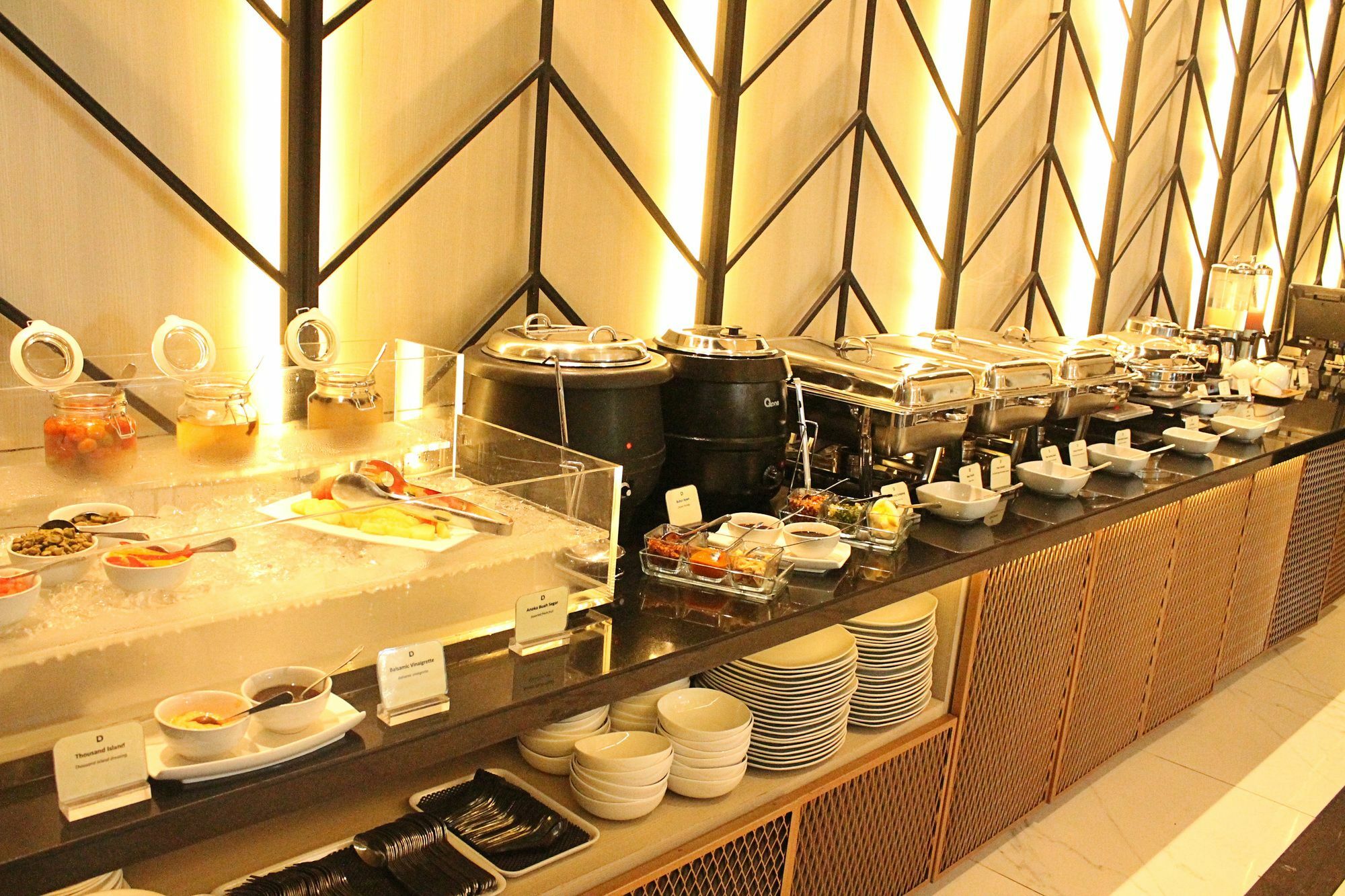 Delua Hotel Джакарта Экстерьер фото